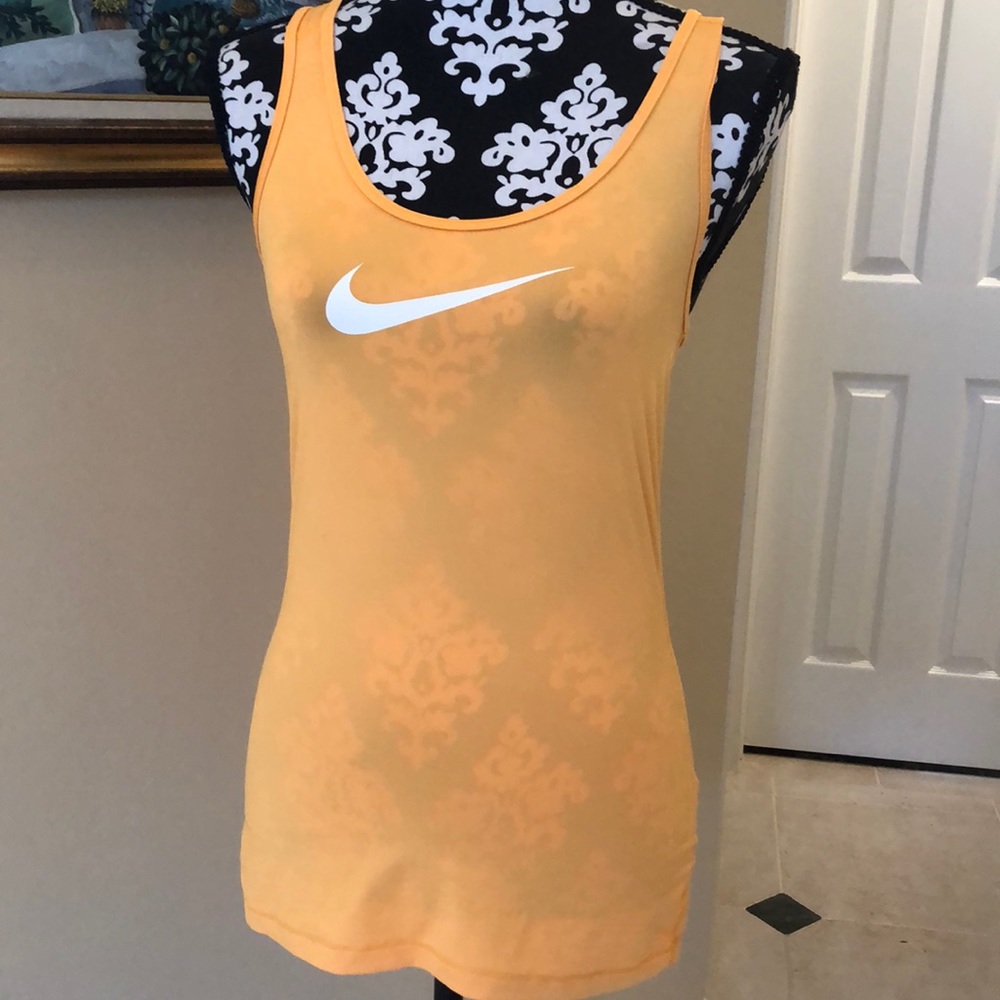 ⭐️ Nike Pro Classic logo racer back stretch sports pretty tangerine top